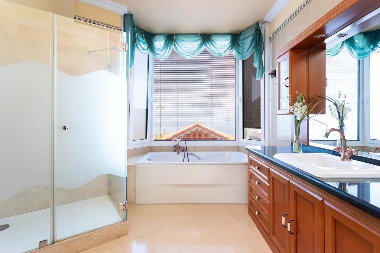 Home2Book Luxury El Helecho Del Teide, Private Pool Tacoronte 0*,  Spanien